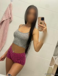 Laury las más bella