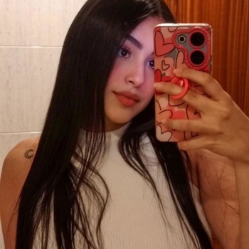 Sofya nueva en torrevieja estudiante recién iniciada 19 años, Torrevieja