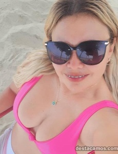 Katira radiante y hermosa