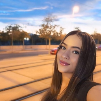 Hermosa colombiana en alicante, Alicante
