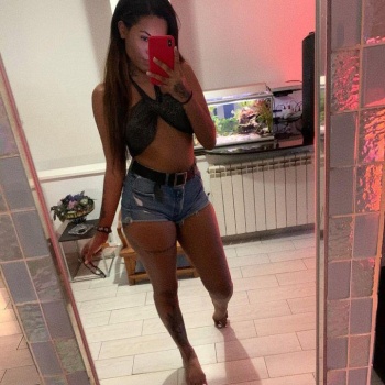 Hola muy buenas qué tal cariño soy sofía,, Alicante