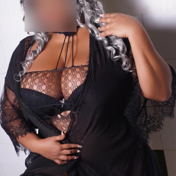Latina curvy, Alicante