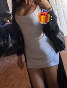 Salomé la chica ideal para una noche de pura diversión en torrevieja centro