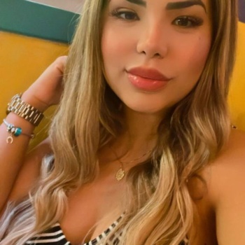 Antonella brasileña, Alicante