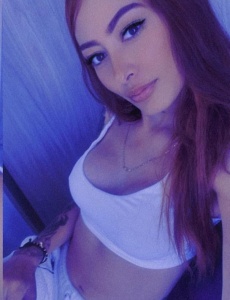 Marilin hermosa chica delgada y mente latina