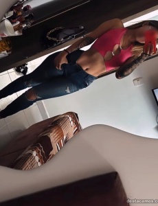 Colombiana joven universitaria con ganas de...