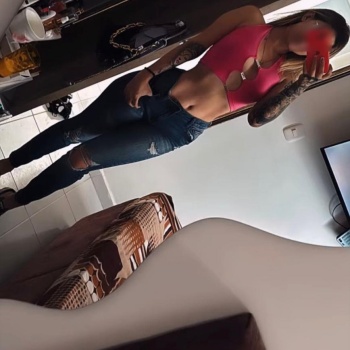 Colombiana joven universitaria con ganas de..., Villena