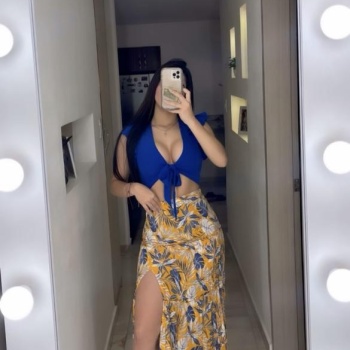 Samantha hermosa latina, Alicante