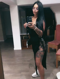 Lorena tatuada latina 24h universitaria