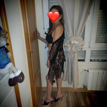 Lucia dulce madurita experta.. Nos divertiremos los dos. De nuevo en elche, Elche