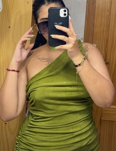 Española, jovencita, guapa