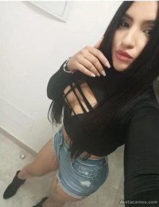 *** sola en casa ***