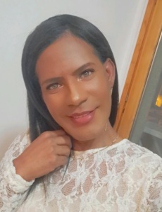 Cariñosa y divertida nueva en vic