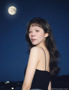 Hola cariño, soy Lili una hermosa chica de