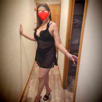 Lucia dulce madurita experta. Solo dos dias en elche, Elche