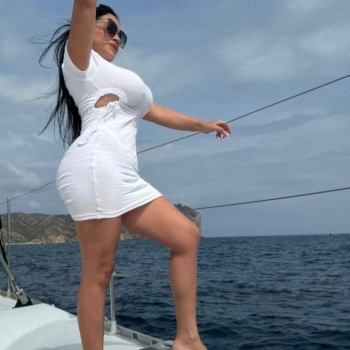 Valeria cariñosa ven y sal de la rutina, Benidorm