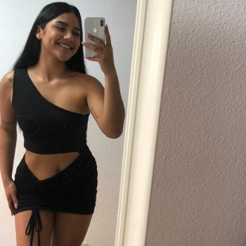 Hola mis amores soy alexandra nueva en tu ciudad, ven a conocerme., Denia