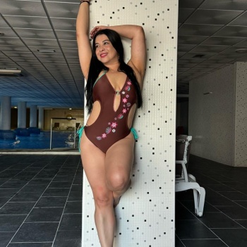 Valery chica colombiana de paso, Alicante