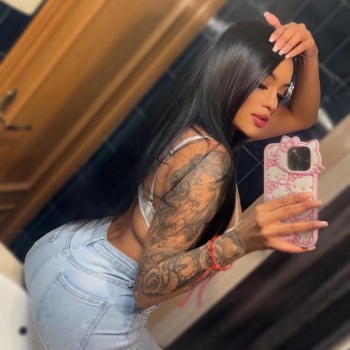 Belinda venezolana adictiva. Para que disfrutemos juntosde nuevo en alcoy, Alcoy