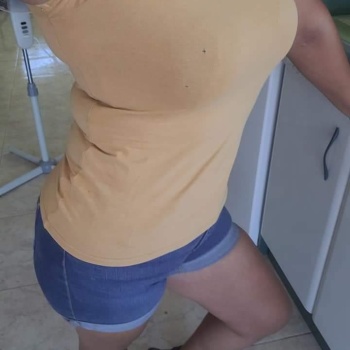 Sammy preciosa, Agost