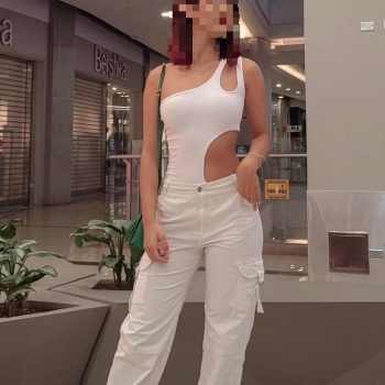 Silvia lista para salidas y con lugar disponible para ti, Orihuela