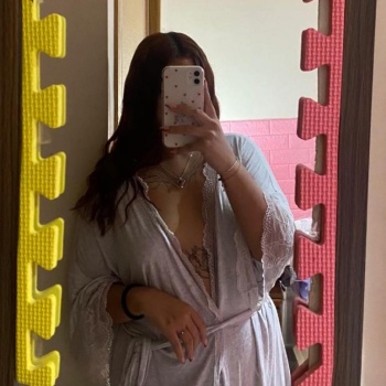 EspaÑola 23 aÑos te espera, Elche