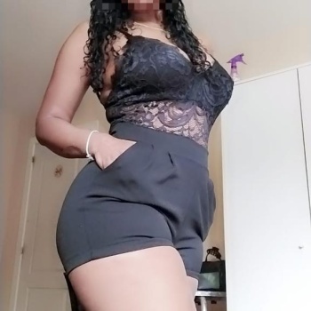Hola!! Soy una chica latina divertida y cariÑosa,, Alicante