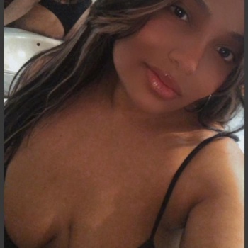 Hola bombones! Soy estefania, una jovencita muy divertida,, Elche