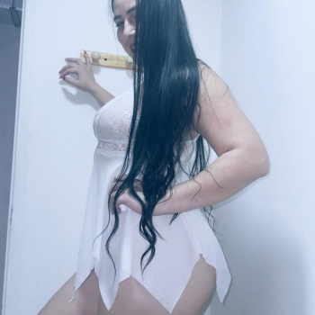 Denia!! Amores soy karol, latina disponible para salidas 24horas, Denia