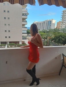 Esmeralda joya en la cala viyajollosa