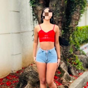 Karolina jovencita , la chica de tu sueÑos, Elche