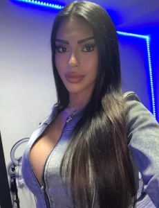 Dayane 22 años brasileña por alicante 24h