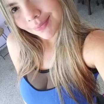 Holis,mi nombre es camila, estoy disponible 24/7️, Alicante