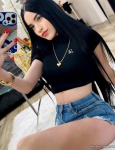 Hola amores me llamo jessica estoy en tu isla hermosa