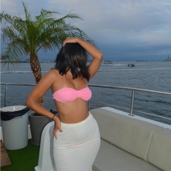 Laura recien llegada morena disponible en denia, Denia