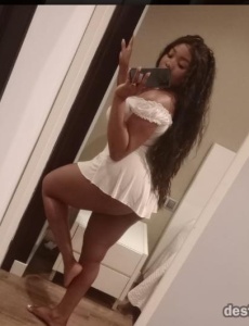 Hola amor soy PAULA Hermosa mujer Colombiana, con