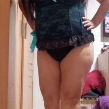 Soy claudia amable cariñosa una dulce madurita me gusta las velada llamame no te arrepentiras, Alicante