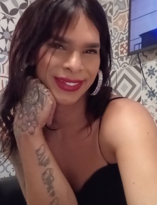 Isis queen, la trans colombiana más ardiente de alicante