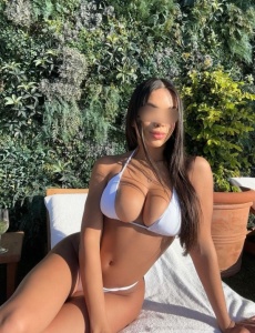 Karina jovencita francÉs tragado piso discreto