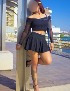 Guapa y divertida la combinación perfecta