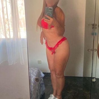 Rubia coqueta solo sexo unica en la cama, Alicante