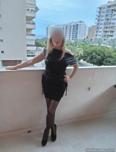 Tú chica favorita está en la cala villajoyosa!!!