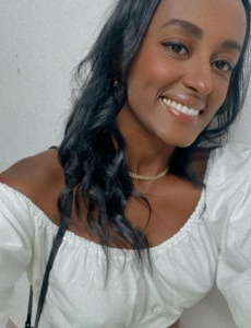 Soy una chica dulce, interesante y divertida... Quiero darte los mejores momentos, brasileña
