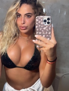 Primera vez en alicante, michelle canaria y divertida