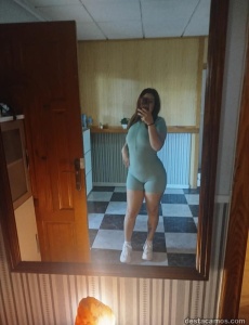 Latina hermosa recien llegada