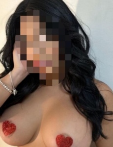 Tu latina cachonda deliciosa