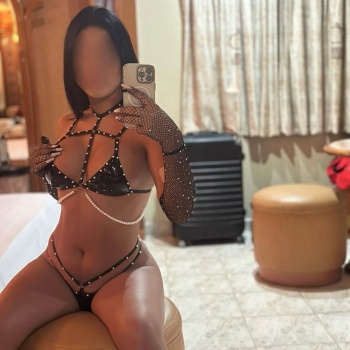 ExÓtica morena colombiana en calpe, Calpe