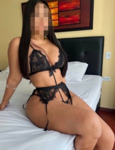 Primera vez en tu ciudad latina morbosa ardiente