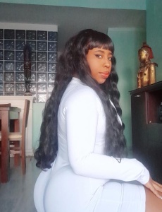 Negra rica