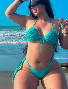 Juliana cariñosa elda